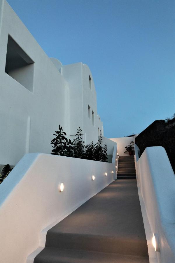 White Element Aparthotel *
